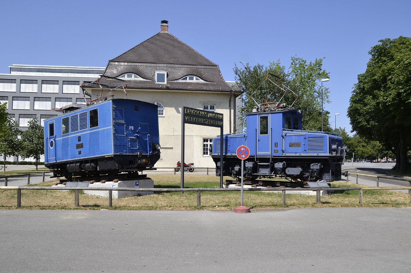 Bayerische Zugspitzbahn Verkehrszentrum 01