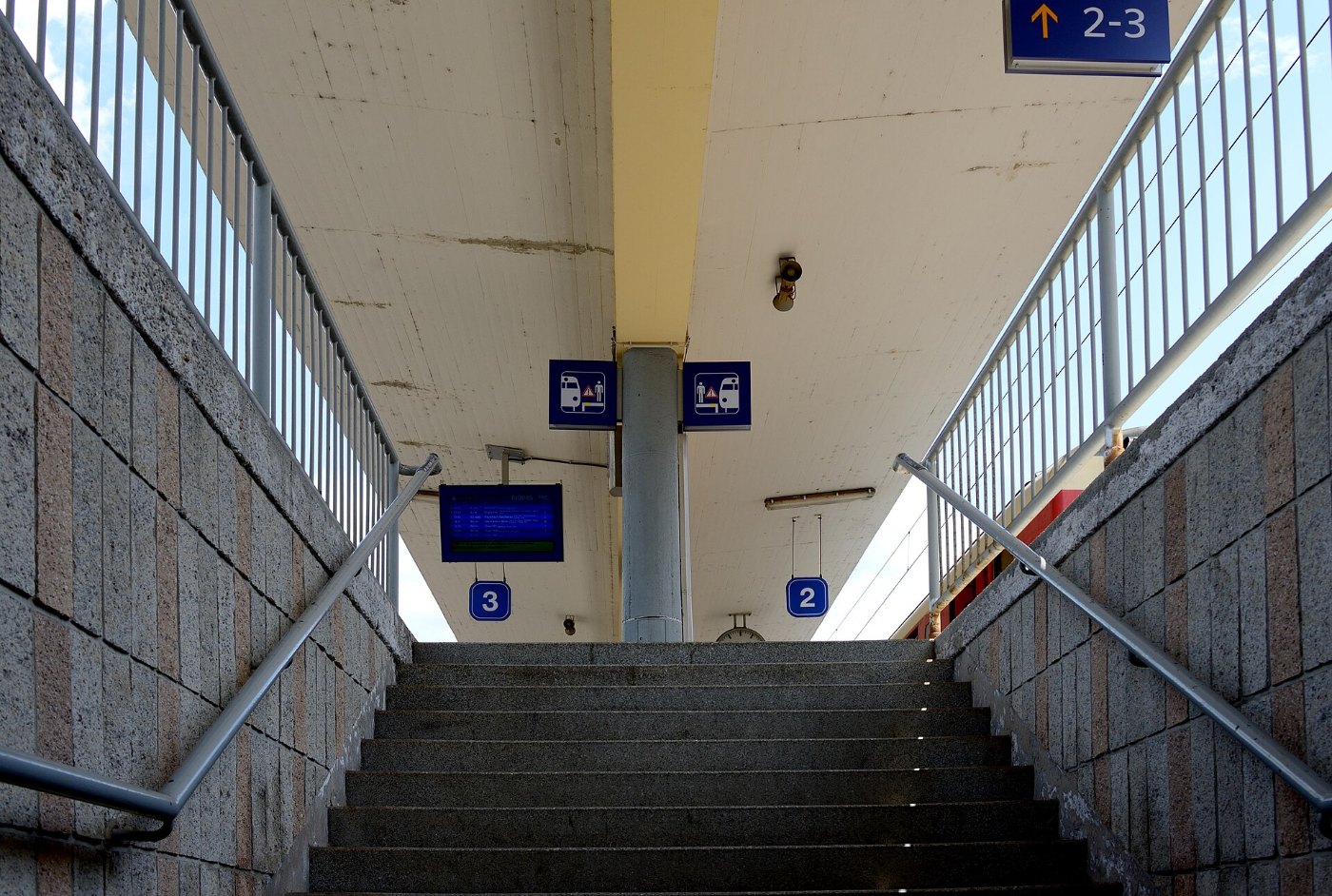 Bahnhof Mürzzuschlag Aufgang Bstg 2 3