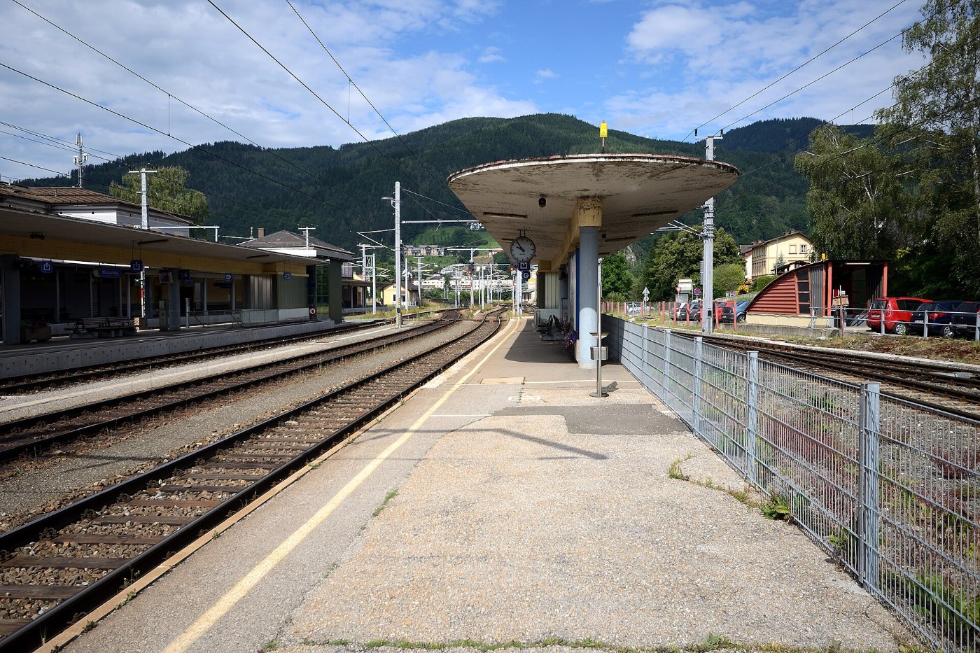 Bahnhof Mürzzuschlag Bahnsteig 4 001