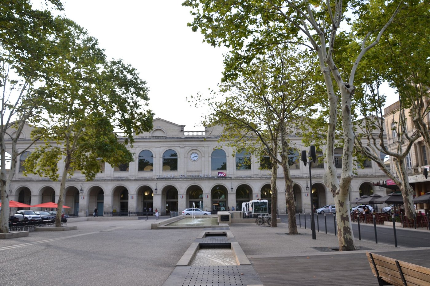 Façade de la Gare de Nîmes