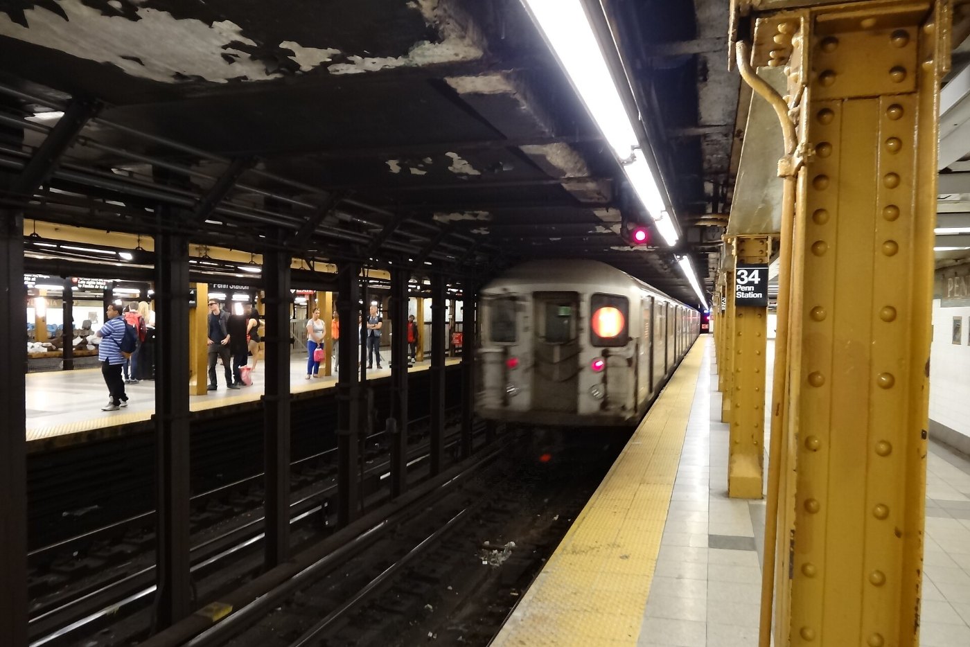 PENN STATION 34th STREET NEW YORK ()
