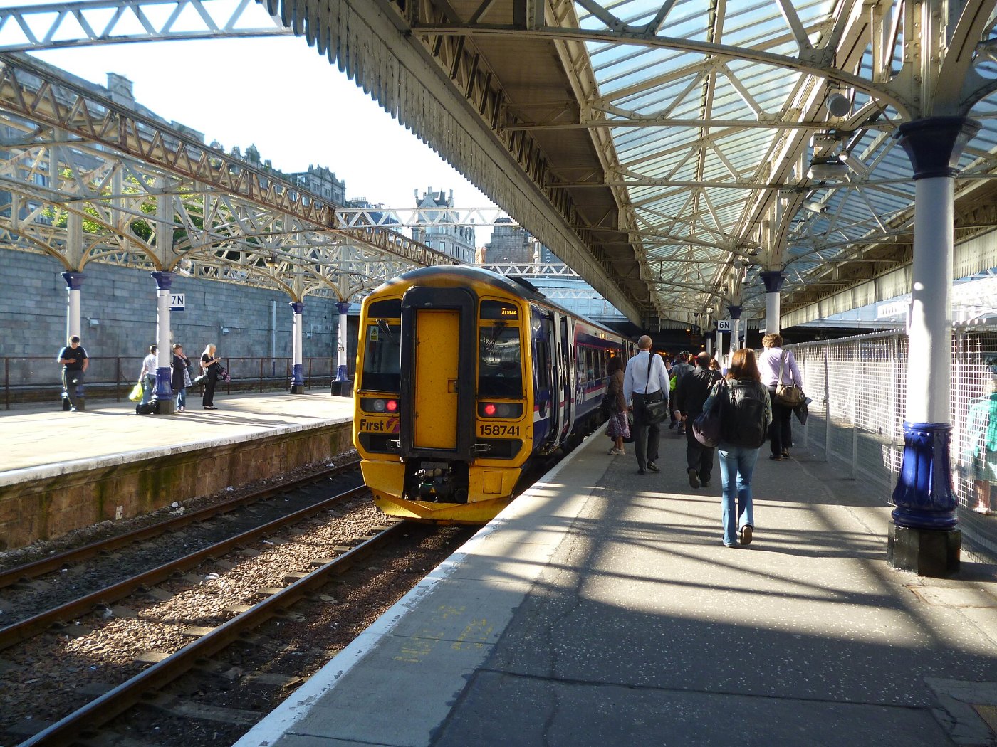 Aberdeen Station geograph.org.uk