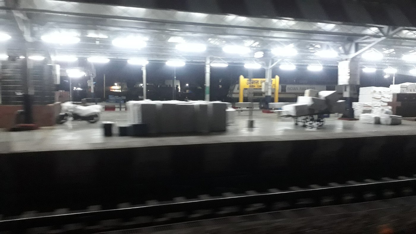 Agra Cantonment railway station in Agra 01