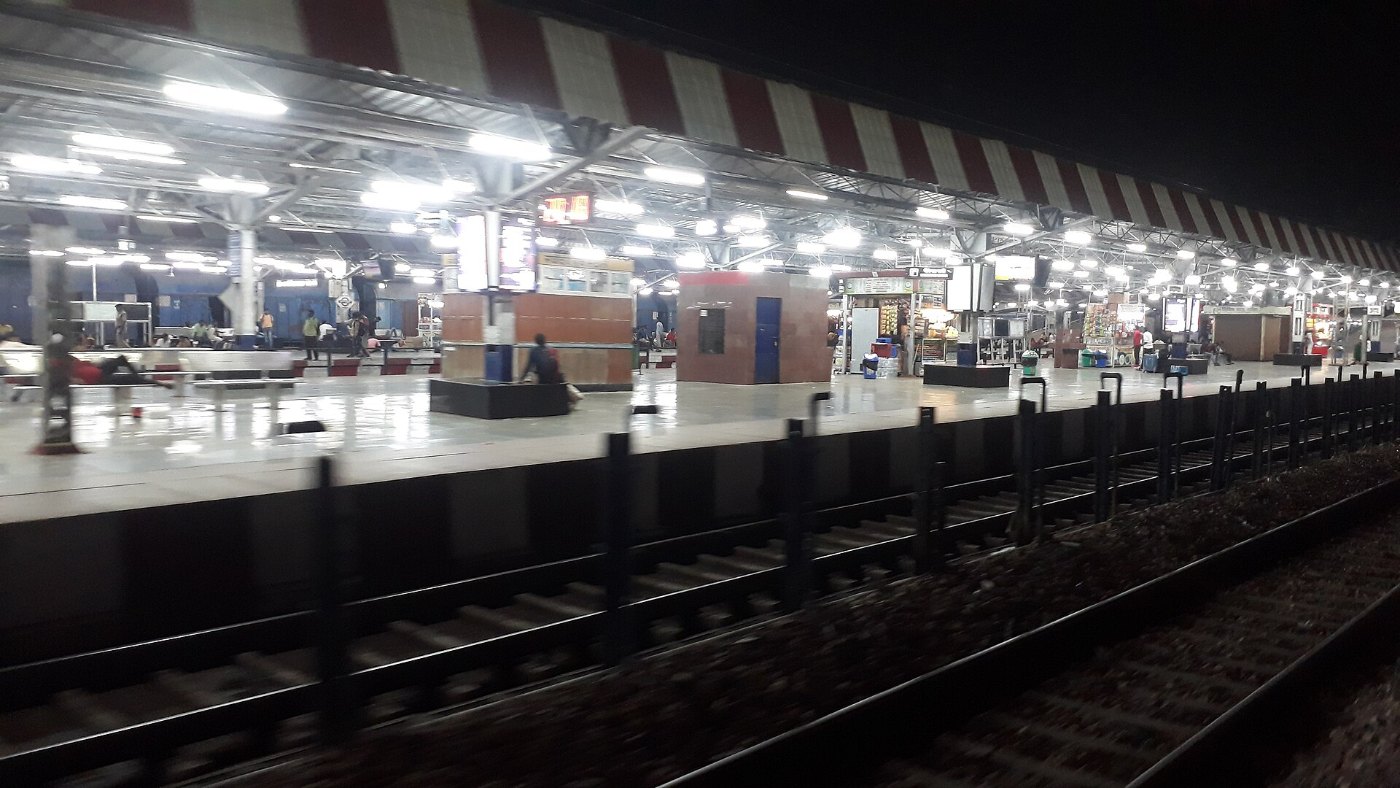 Agra Cantonment railway station in Agra 06