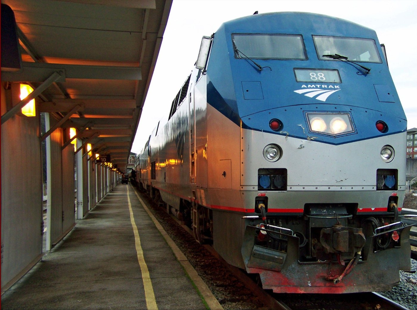 Crescent at Peachtree station, January 2007