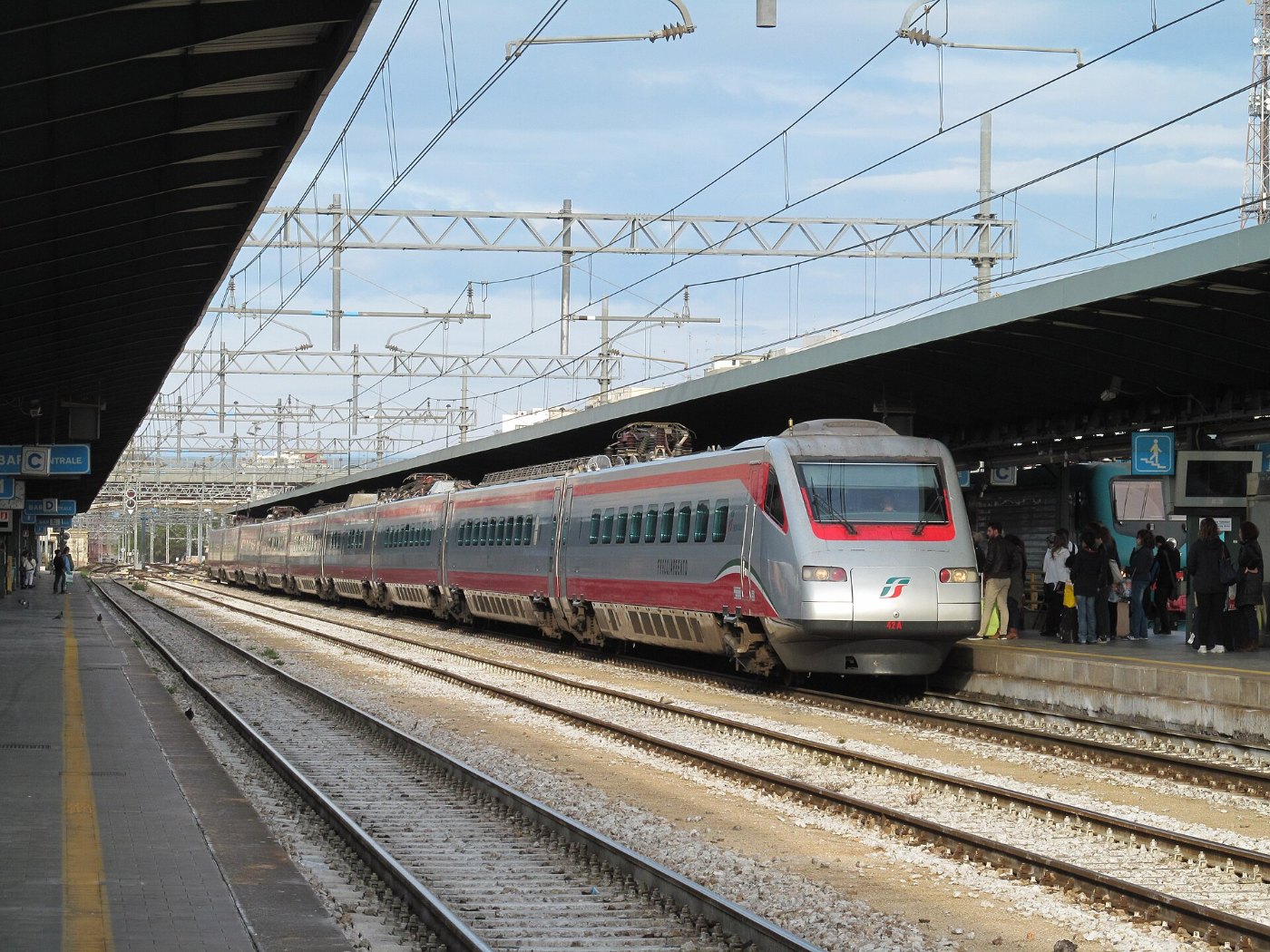 Trenitalia, ETR. Bari Centrale