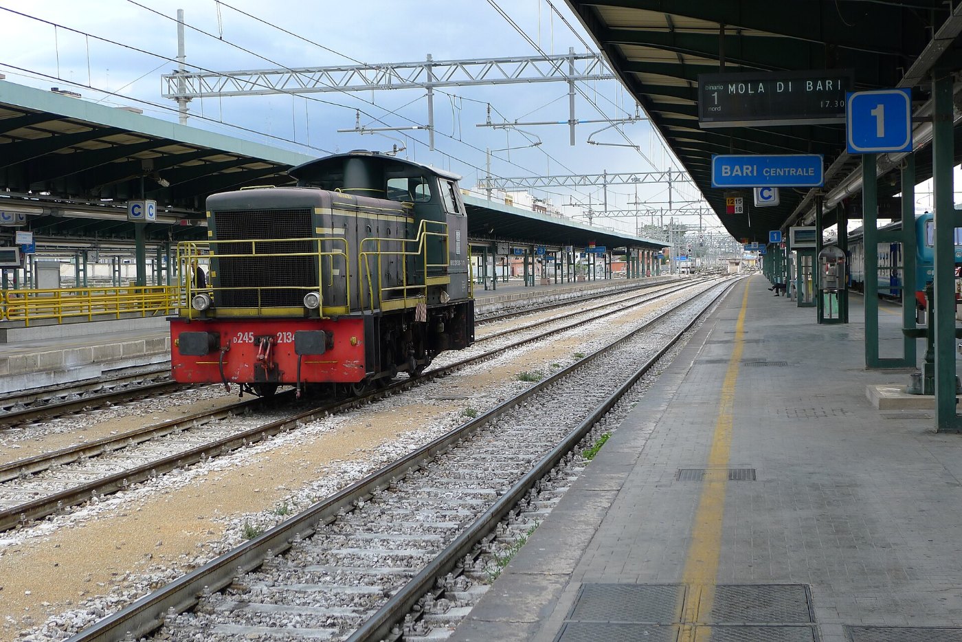 Italia 019 Bari Bari Centrale