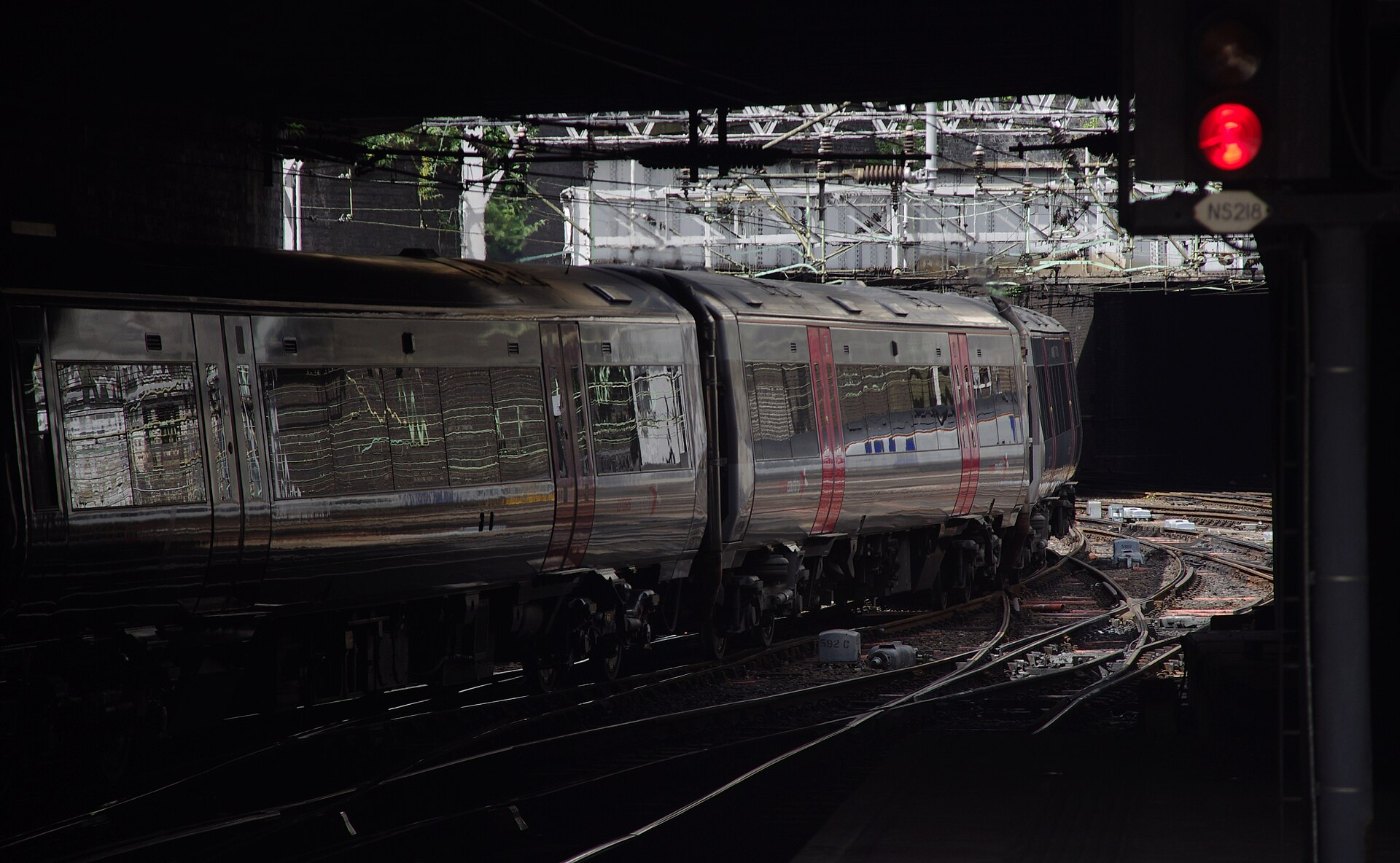 Birmingham New Street railway station MMB 13