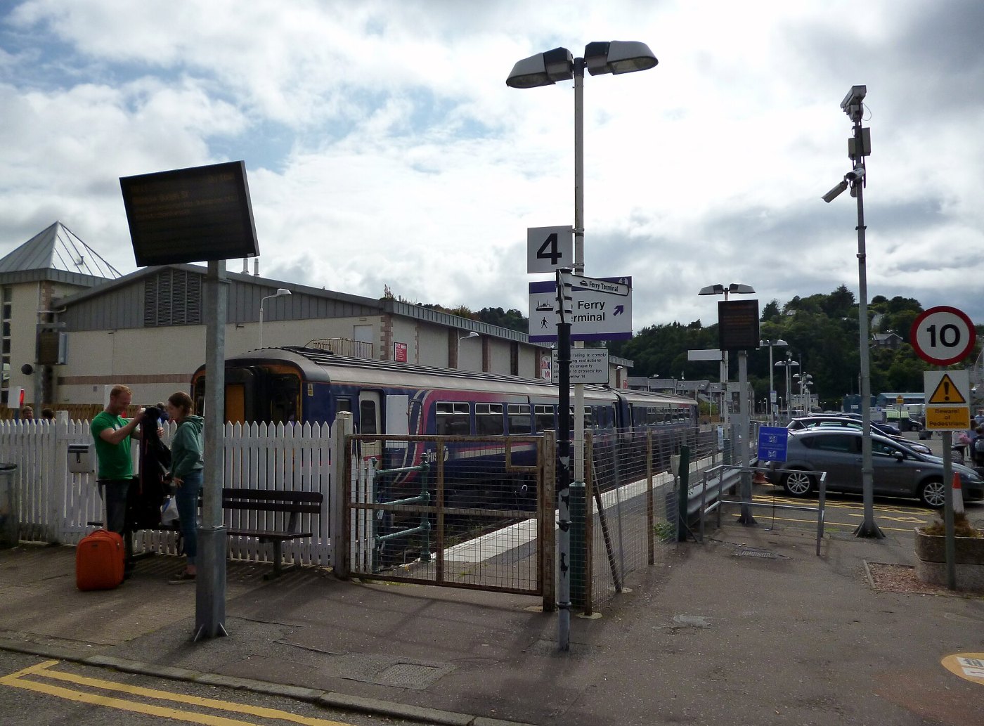 Oban station geograph.org.uk