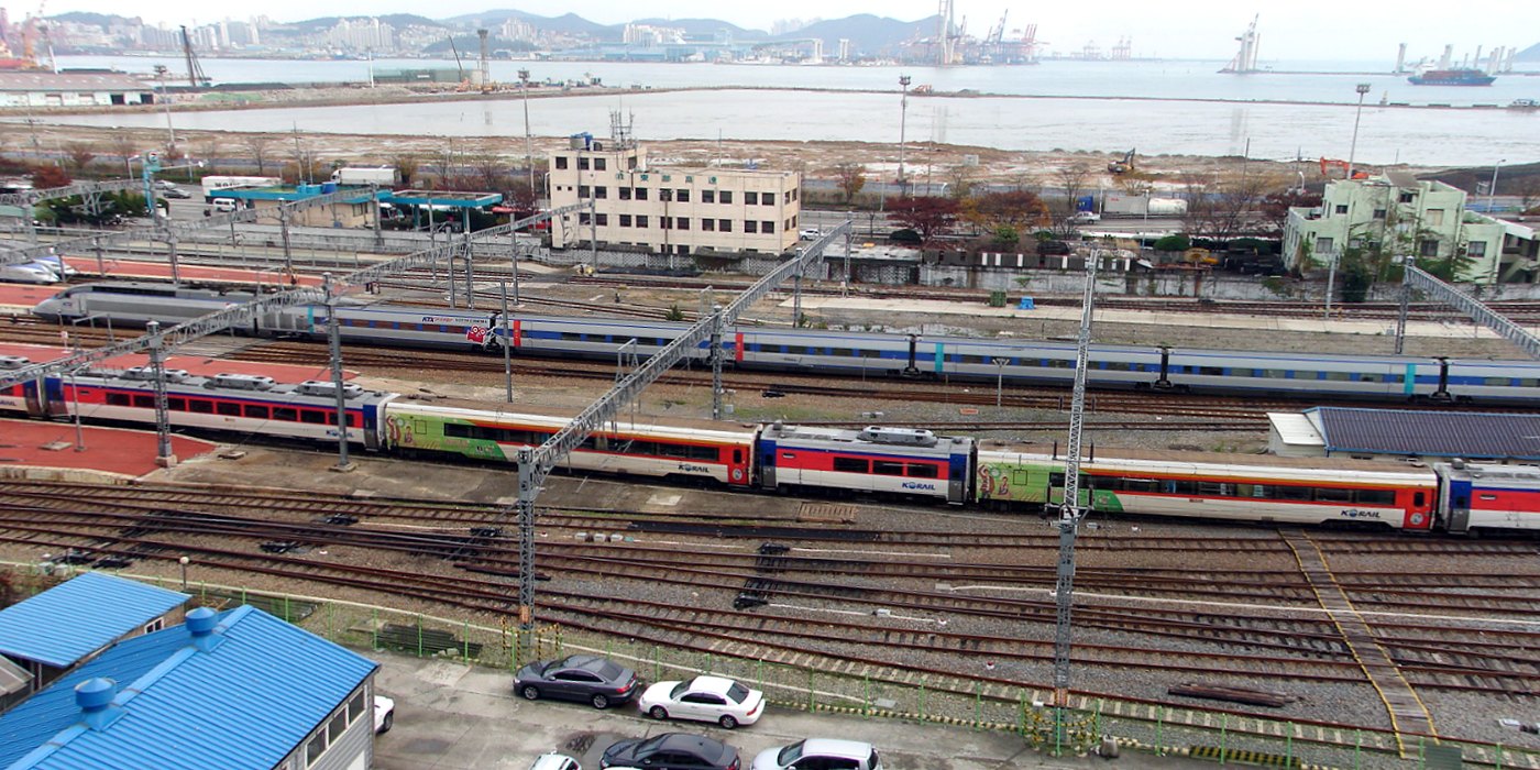Korea Busan Train Station 11 10461&2
