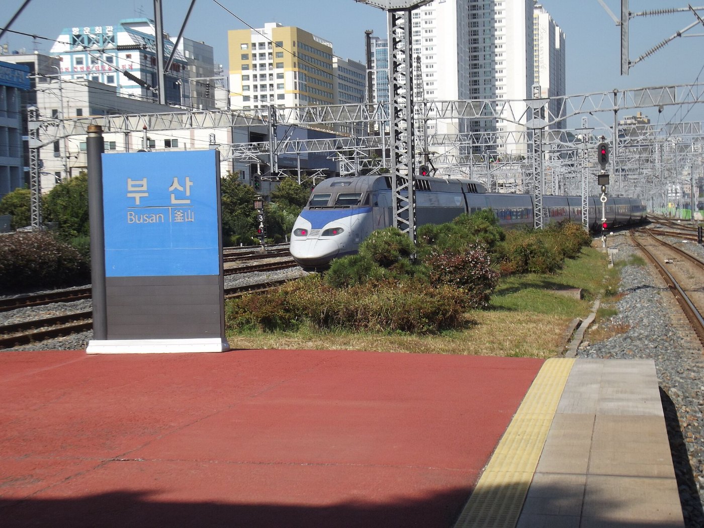 Busan main station trains 03