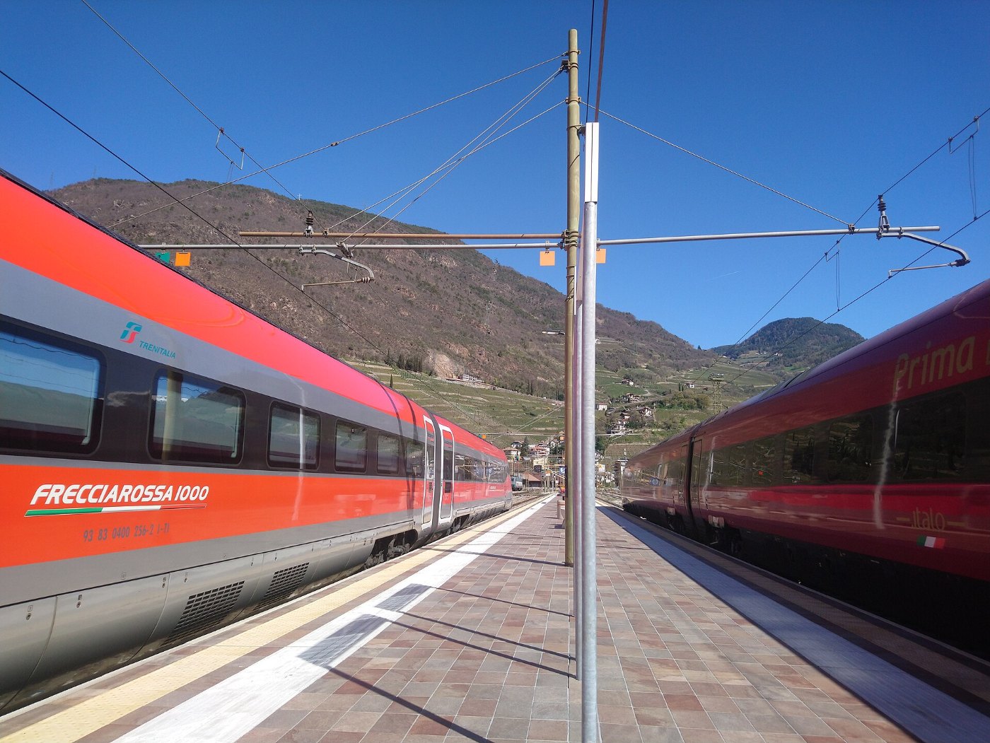 Frecciarossa 1000 im Bahnhof Bozen 3