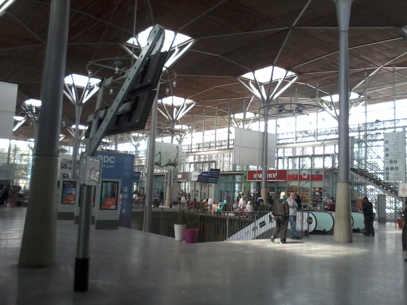 Grande complexe gare de train de Casablanca