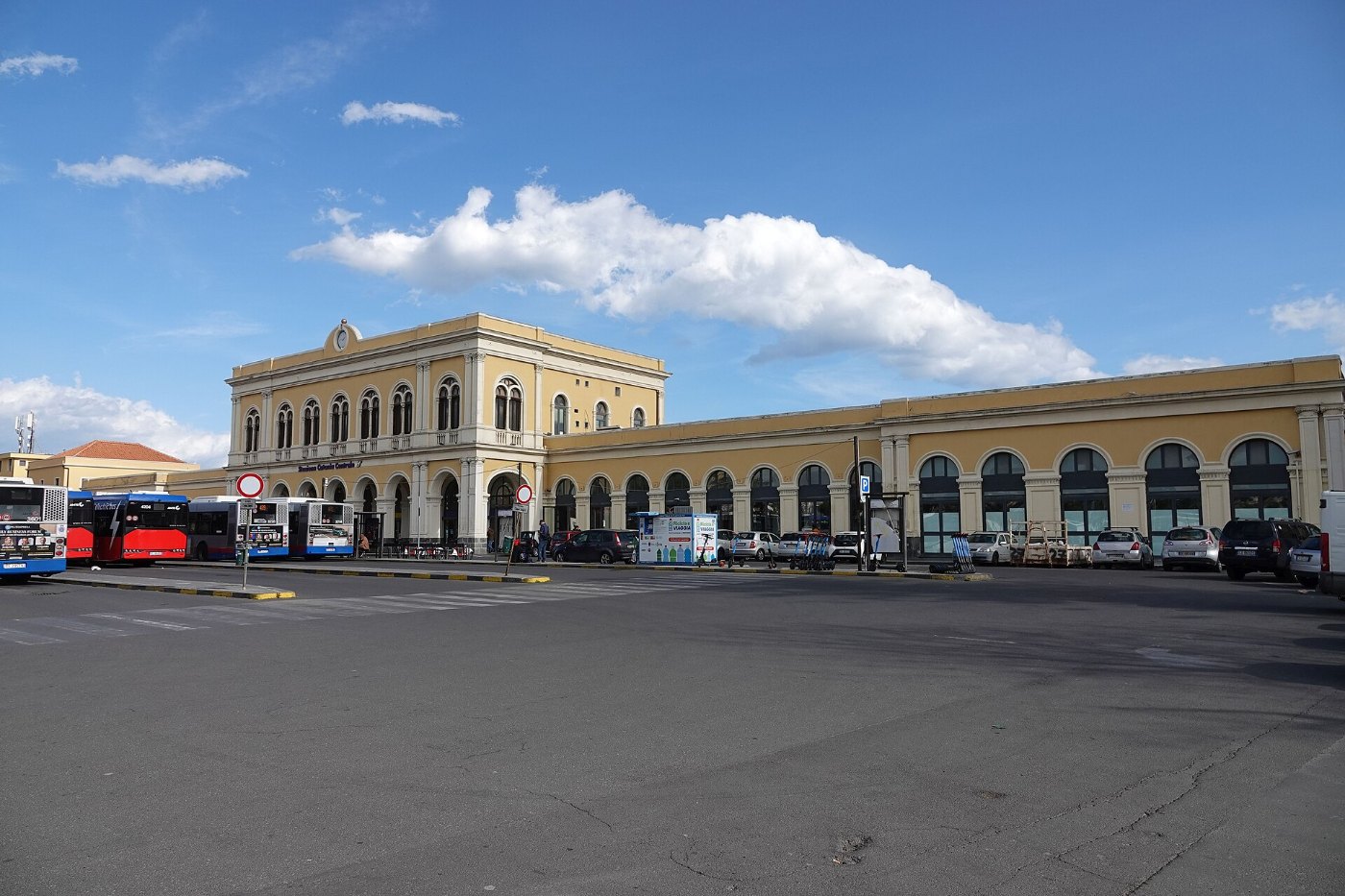 Catania Centrale train station.01