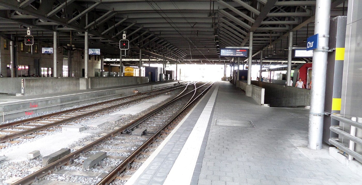 Chur Railway Station, Switzerland looking south