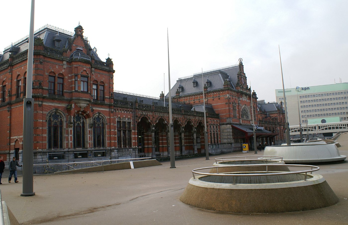 Station Groningen Netherlands 01