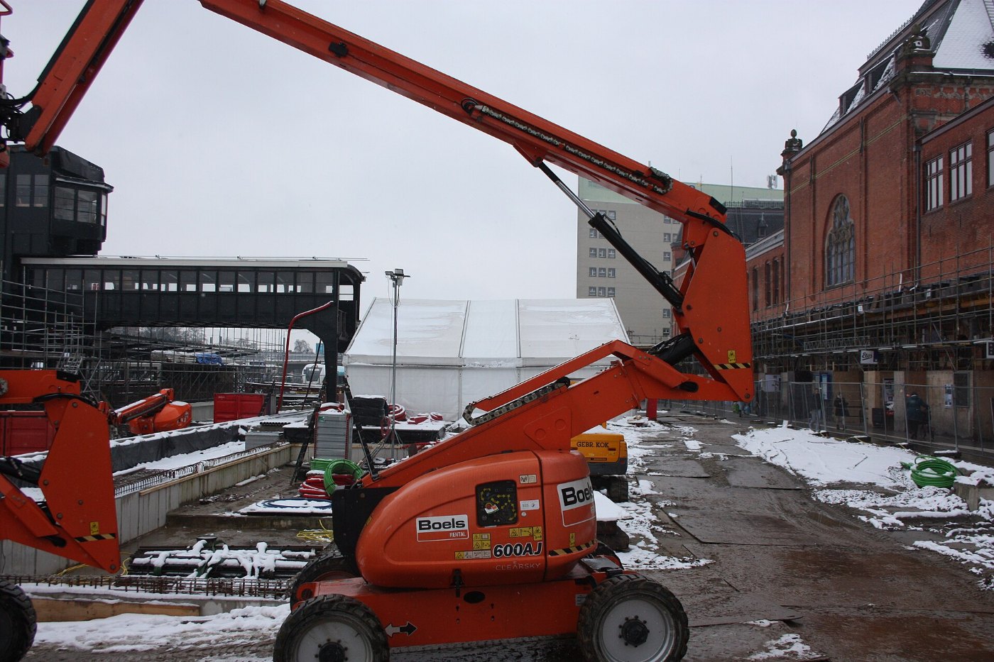 Station Groningen sneeuw en verbouwing (2025) 1