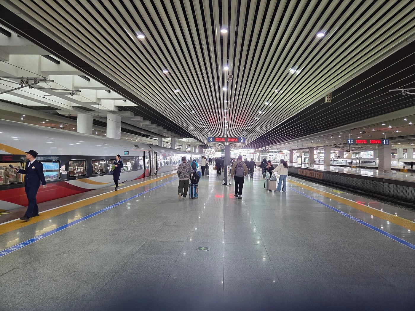 Guangzhou South railway station