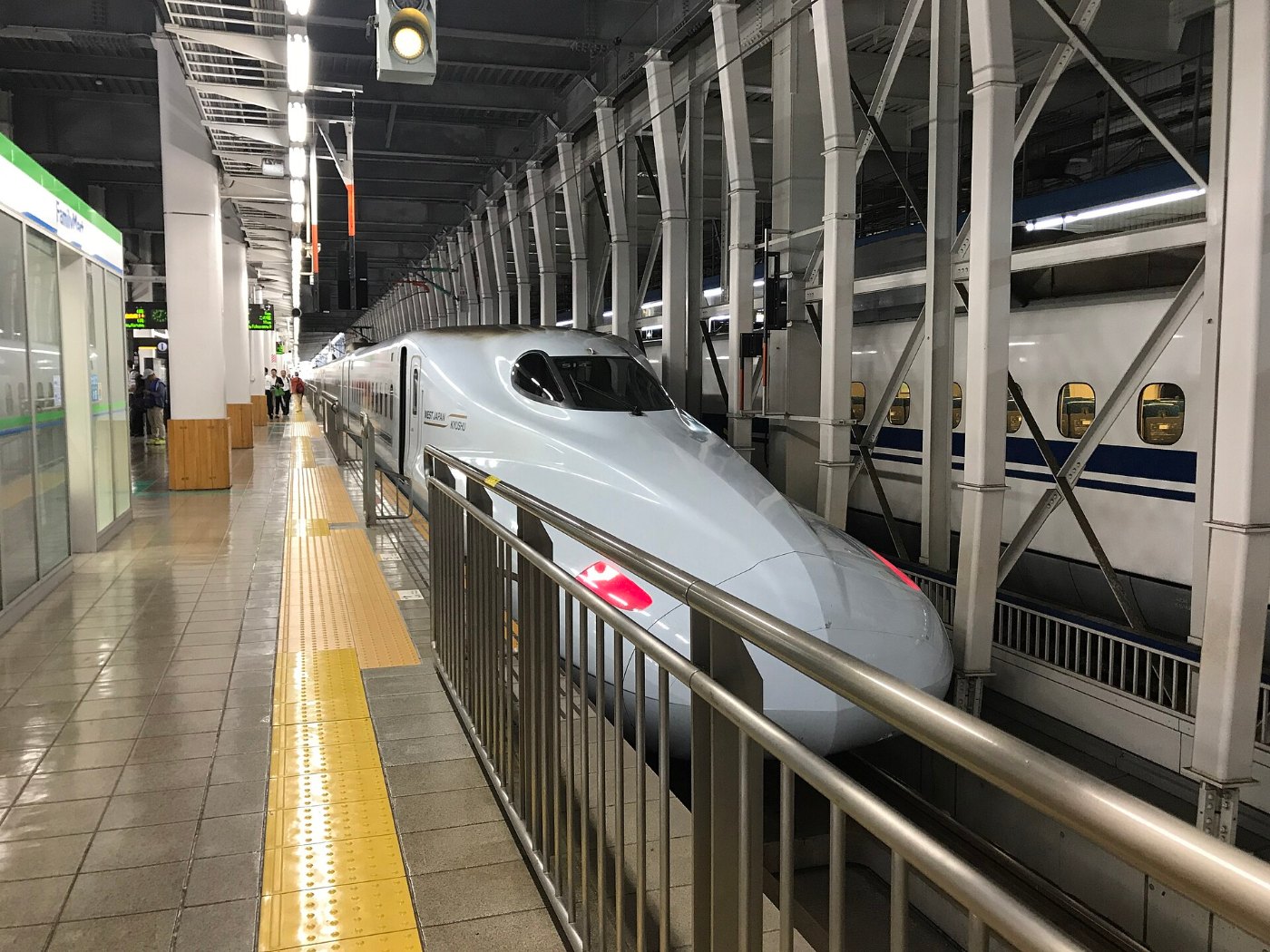 Platform of Hakata Station (Shinkansen) 3