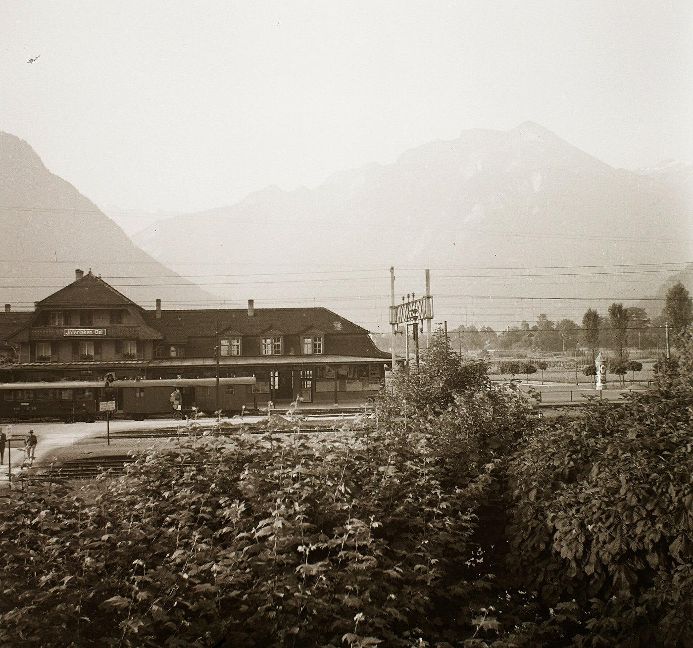 Interlaken Ost vasútállomás. Fortepan 92295