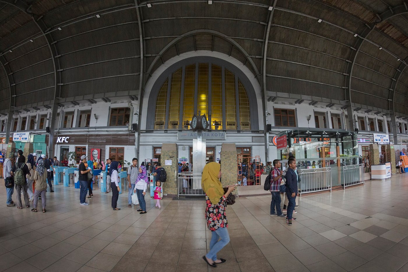 Stasiun Jakarta Kota (Stasiun Beos)