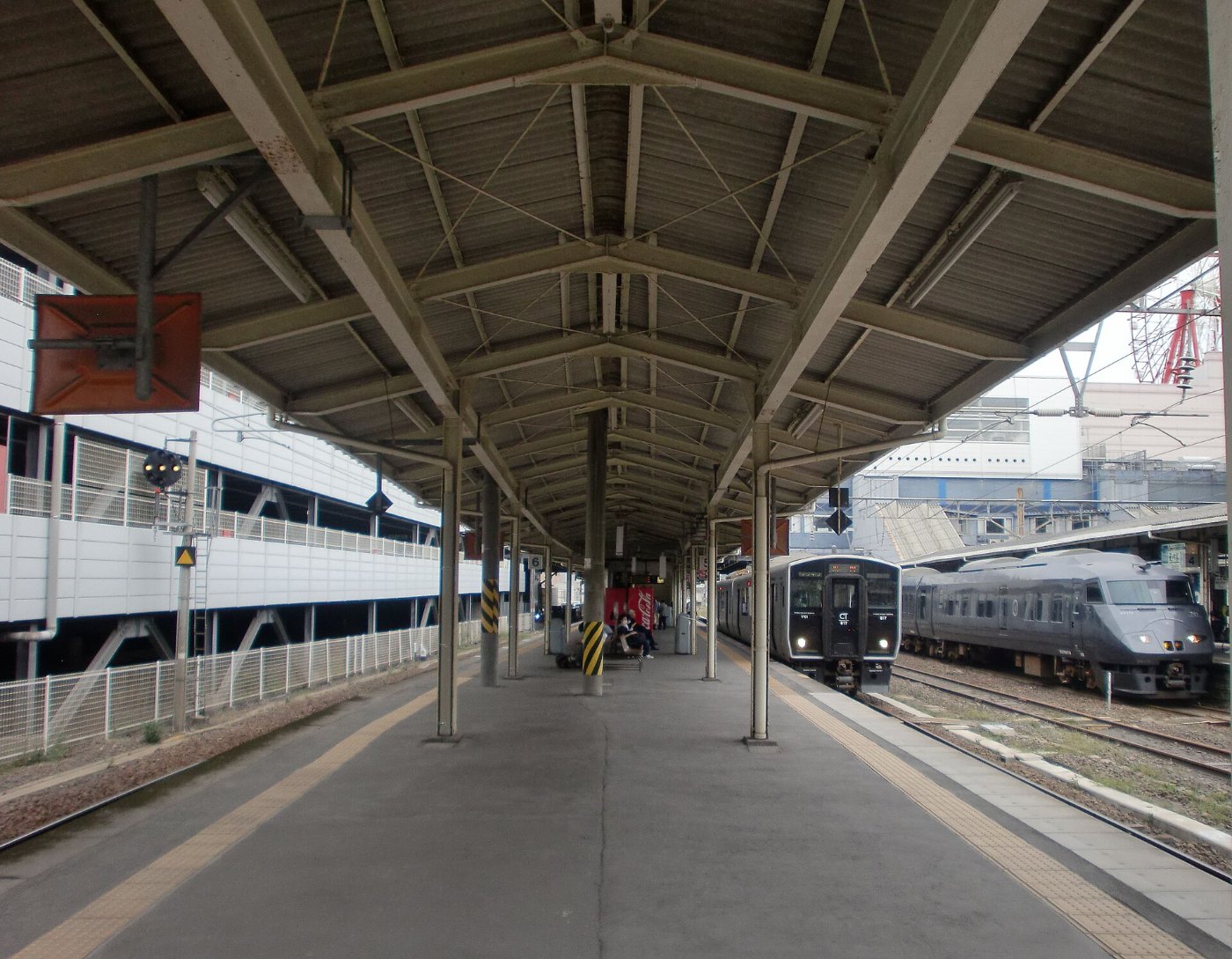 Kagoshima Chuo Station Platform No5 and No6