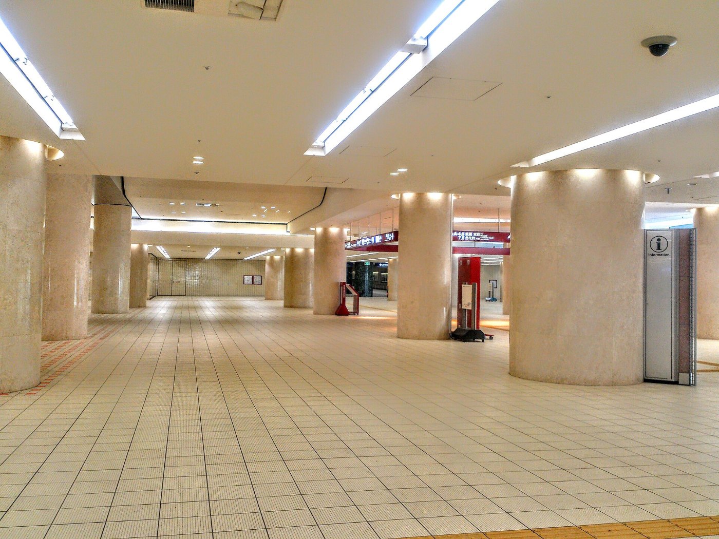 Kanazawa Station Chikaturo