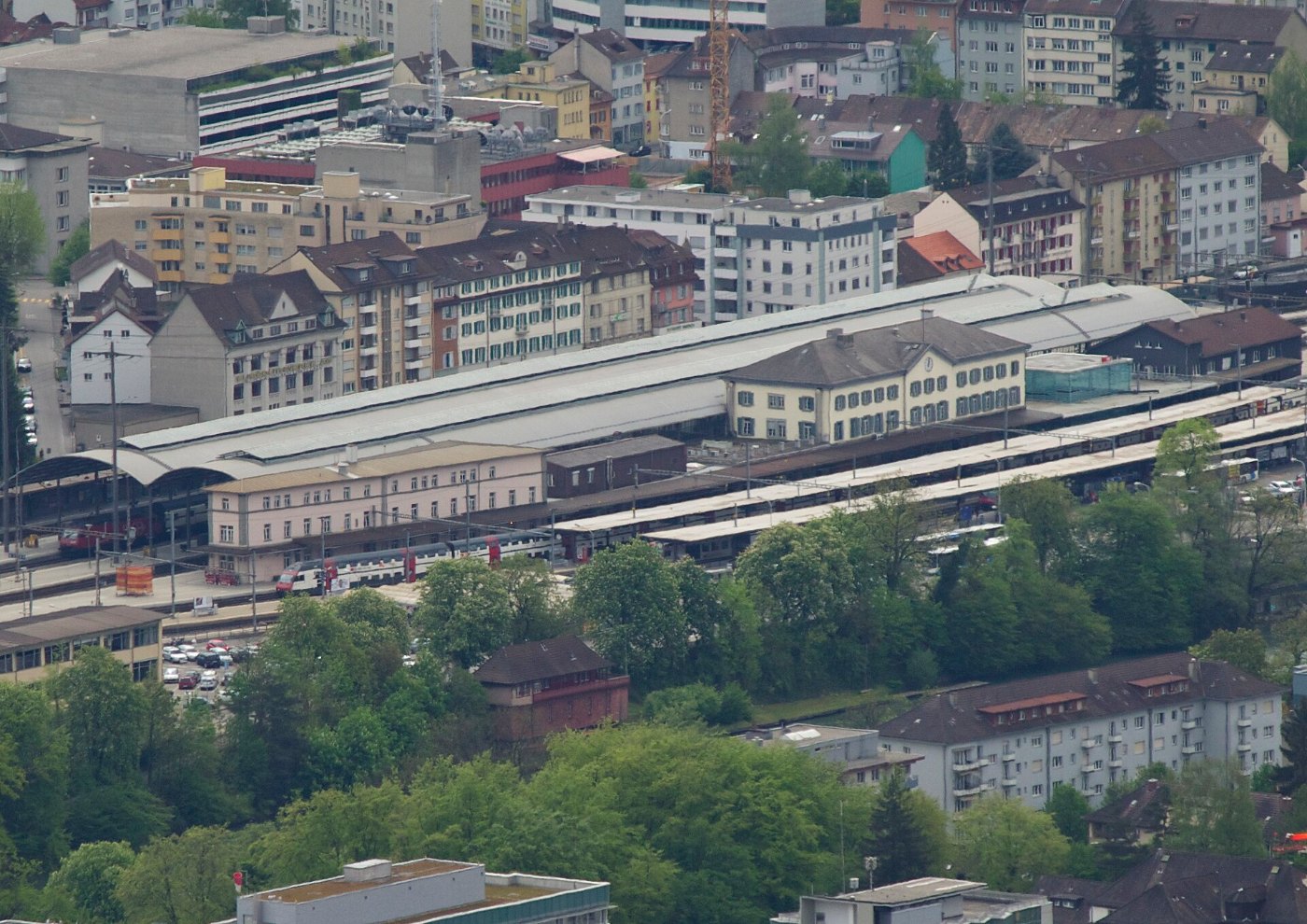 Bahnhof Olten (cropped)