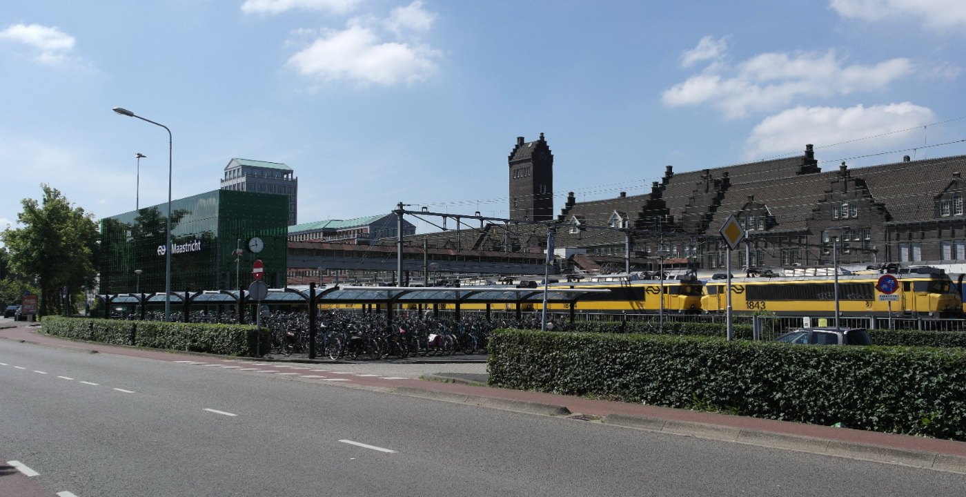 Maastricht Wyckerpoort, Station Maastricht vanaf Meerssenerweg02