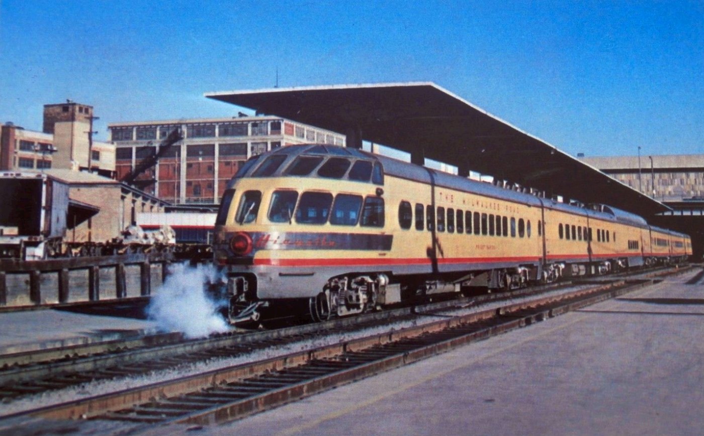 Milwaukee Road Skytop observation car 1968