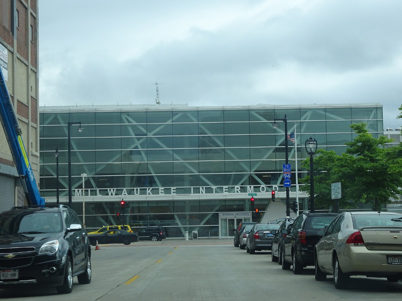 Milwaukee Intermodal Station panoramio