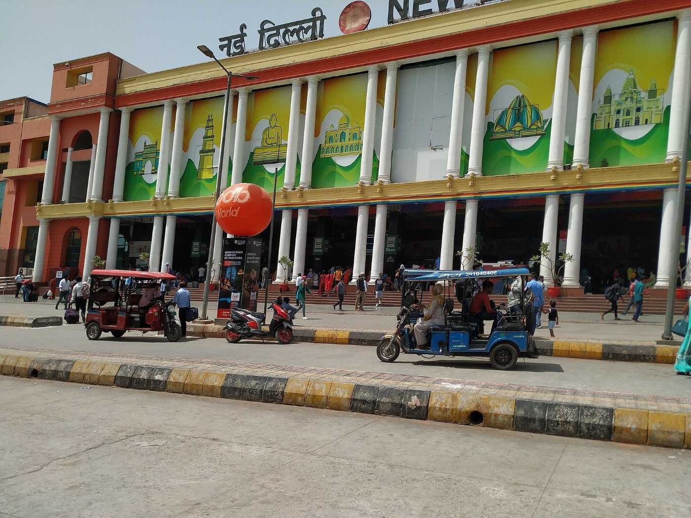 New Delhi Railway Station Ajmeri Gate side, India. 04