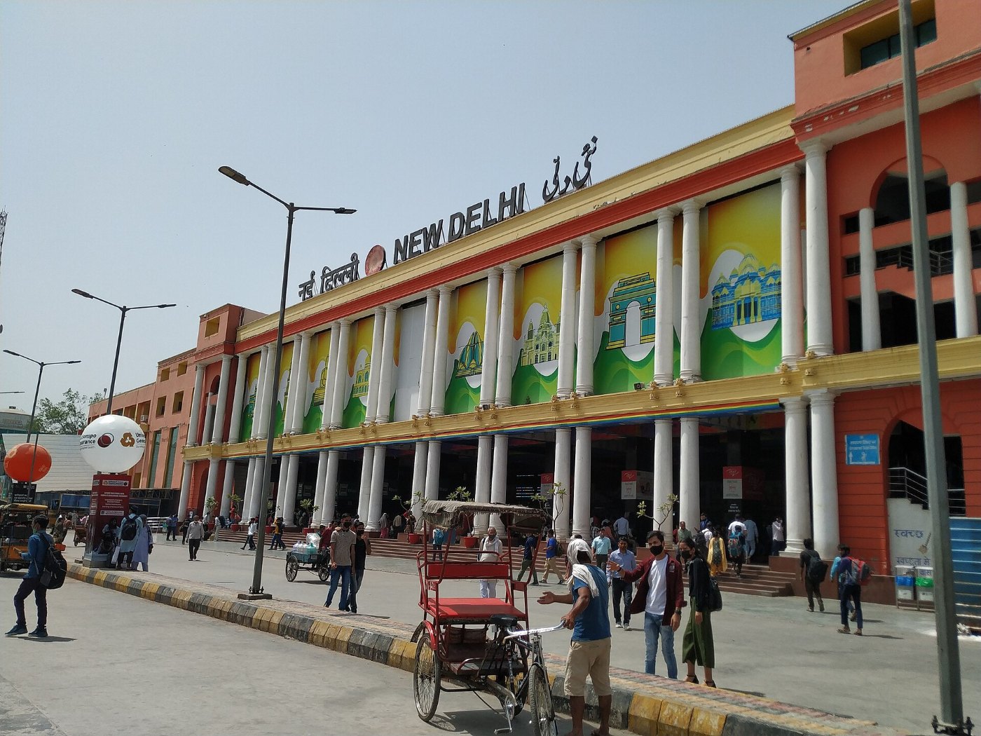 New Delhi Railway Station Ajmeri Gate side, India. 07