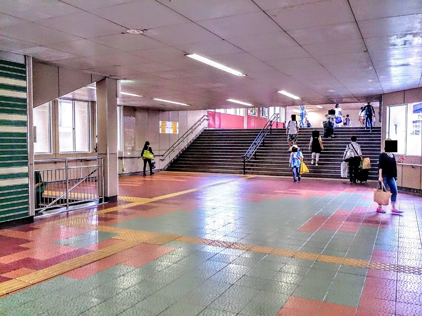 Niigata Station Renraku Turo