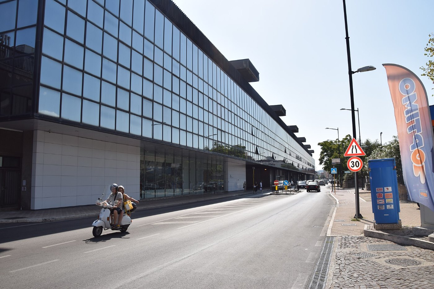 Stazionepescaracentraleretro
