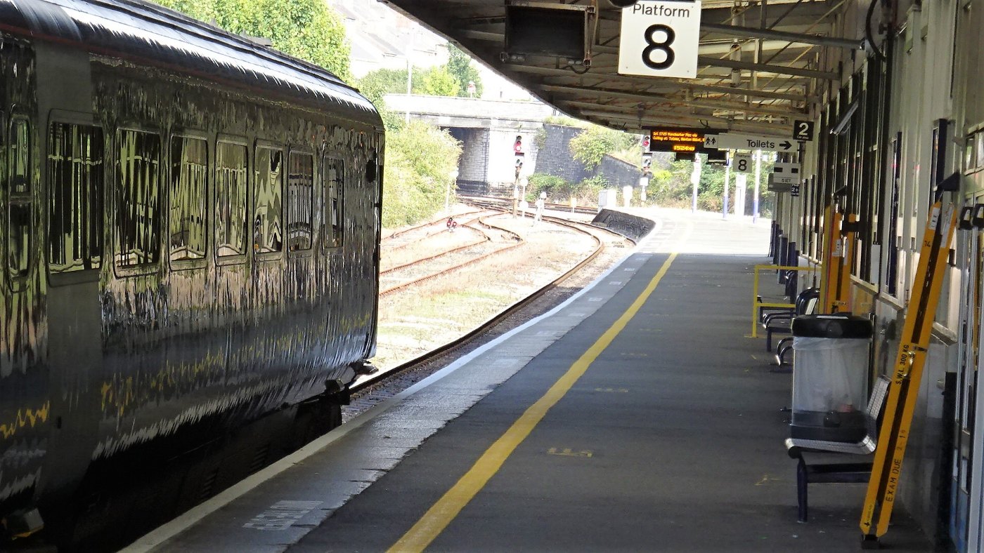 Plymouth railway station, South Devon Main Line. Platform 8. View toward