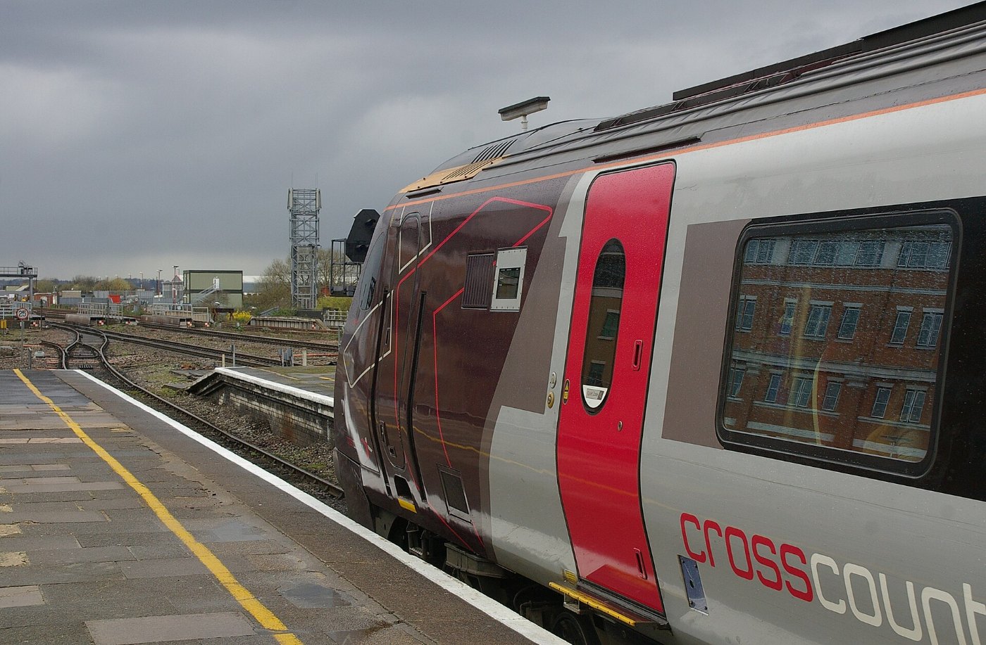Reading railway station MMB 49