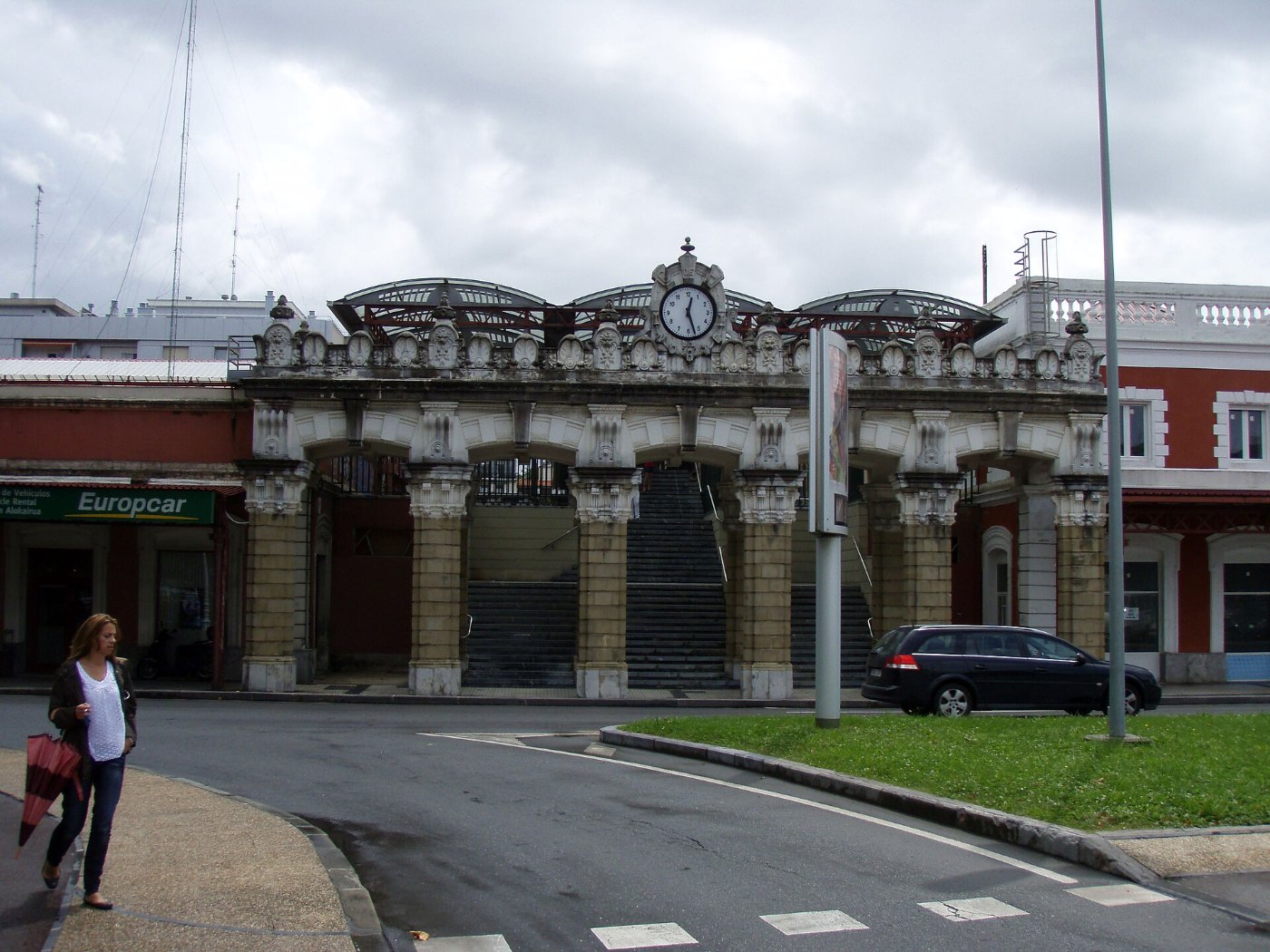 Fachada principal estación San Sebastián