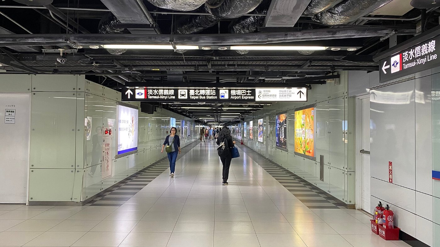 B1 East 2nd passage, Taipei Main Station