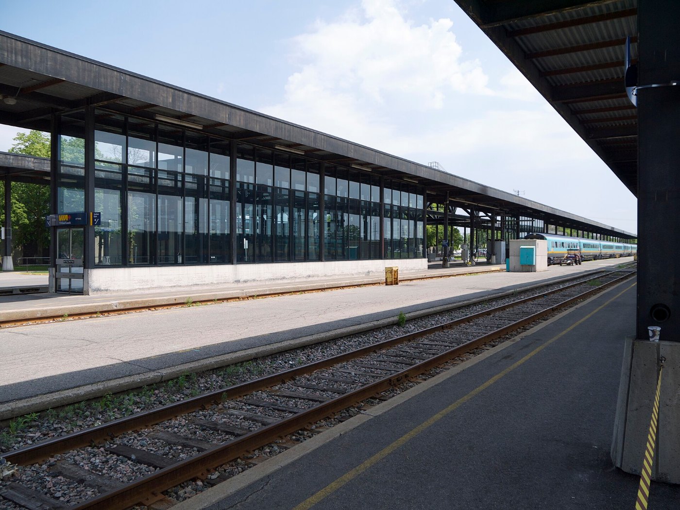Ottawa train station 2013 1