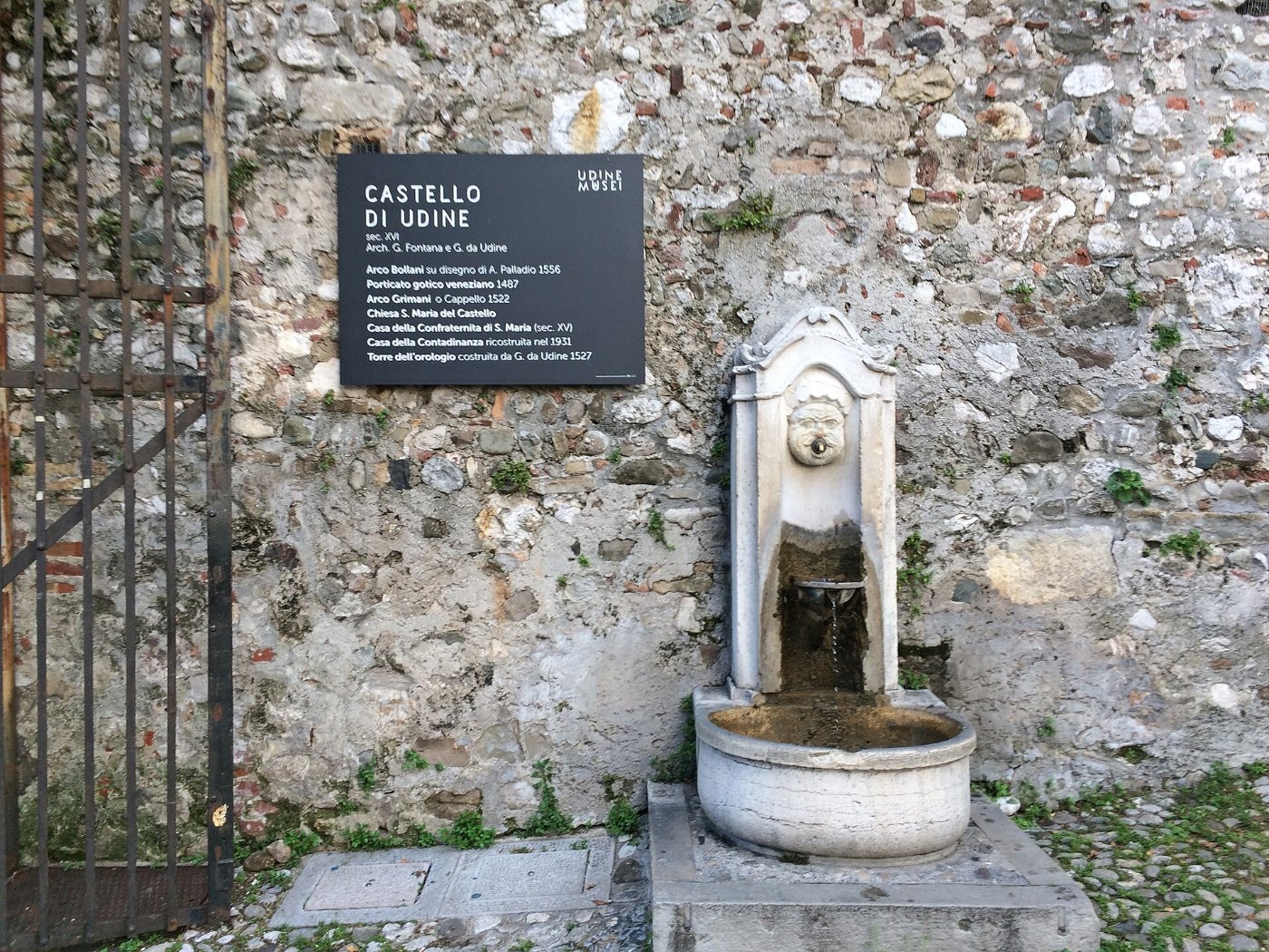 Eingang Castello di Udine Udine Italien
