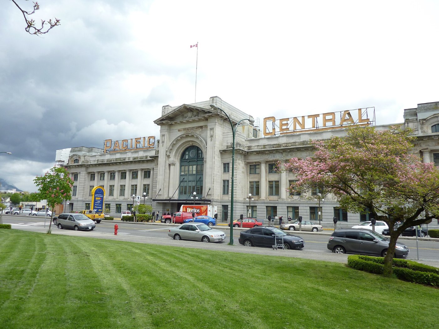 Pacific Central railway station 2011