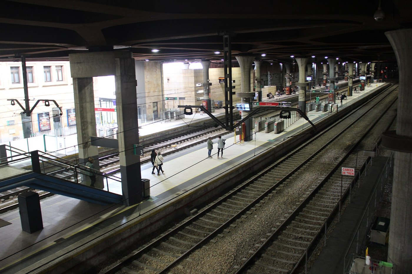 Estacion de Oviedo ⁄ Uvieu (03) RENFE