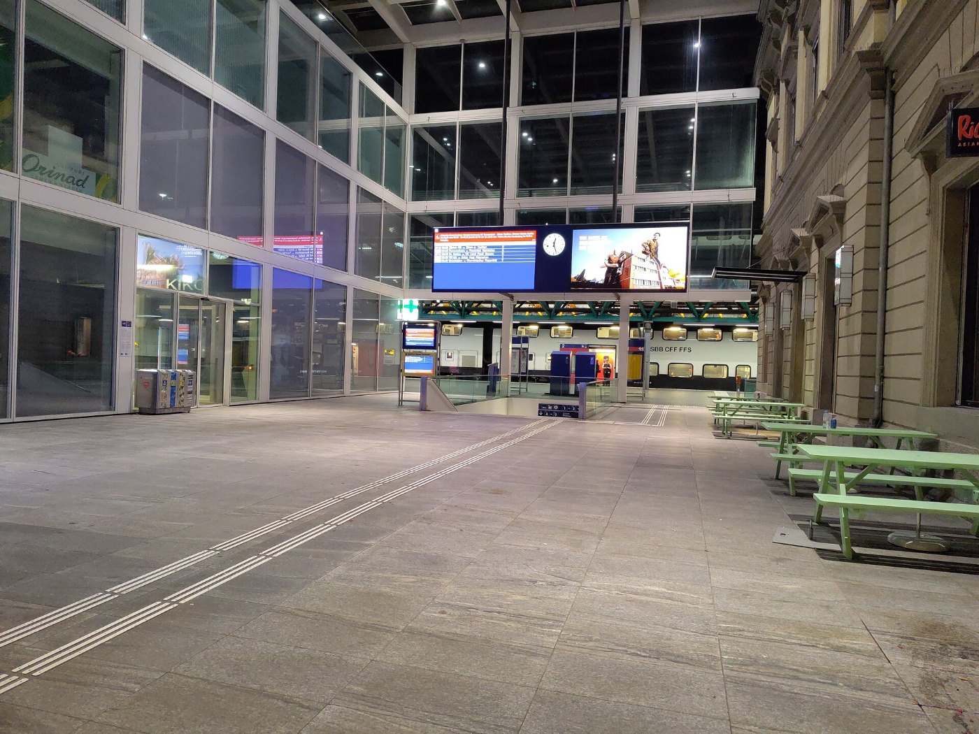 Winterthur Main Station at night