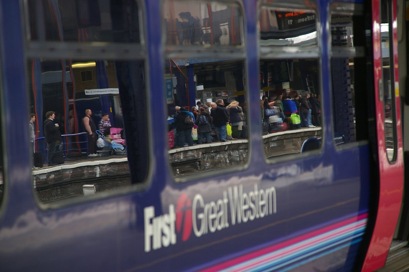 Oxford railway station MMB 05