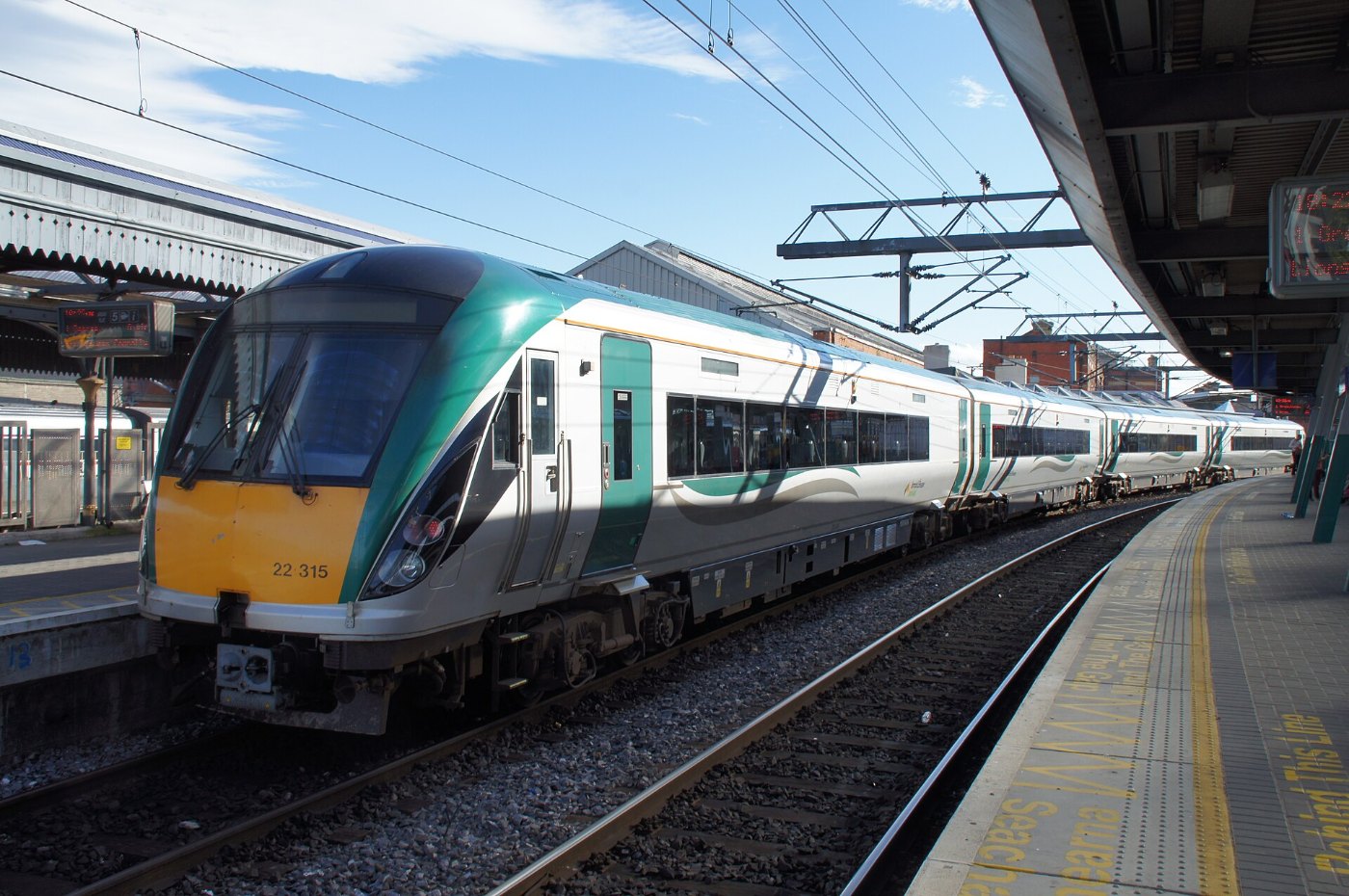 Dublin Connolly IÉ 22315