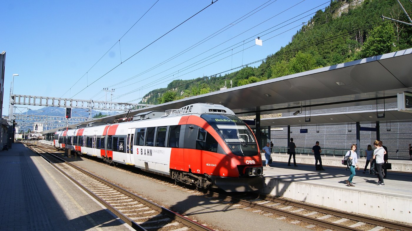 Feldkirch Bahnhof S Bahn 4024 01