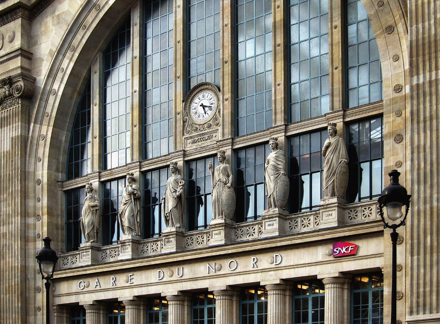 Paris gare nord face 3