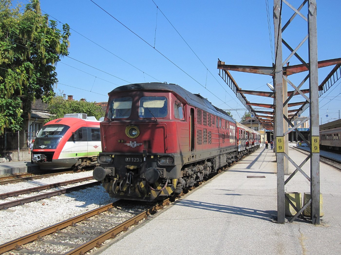 27.09.12 Plovdiv 31003 & 07123 ()