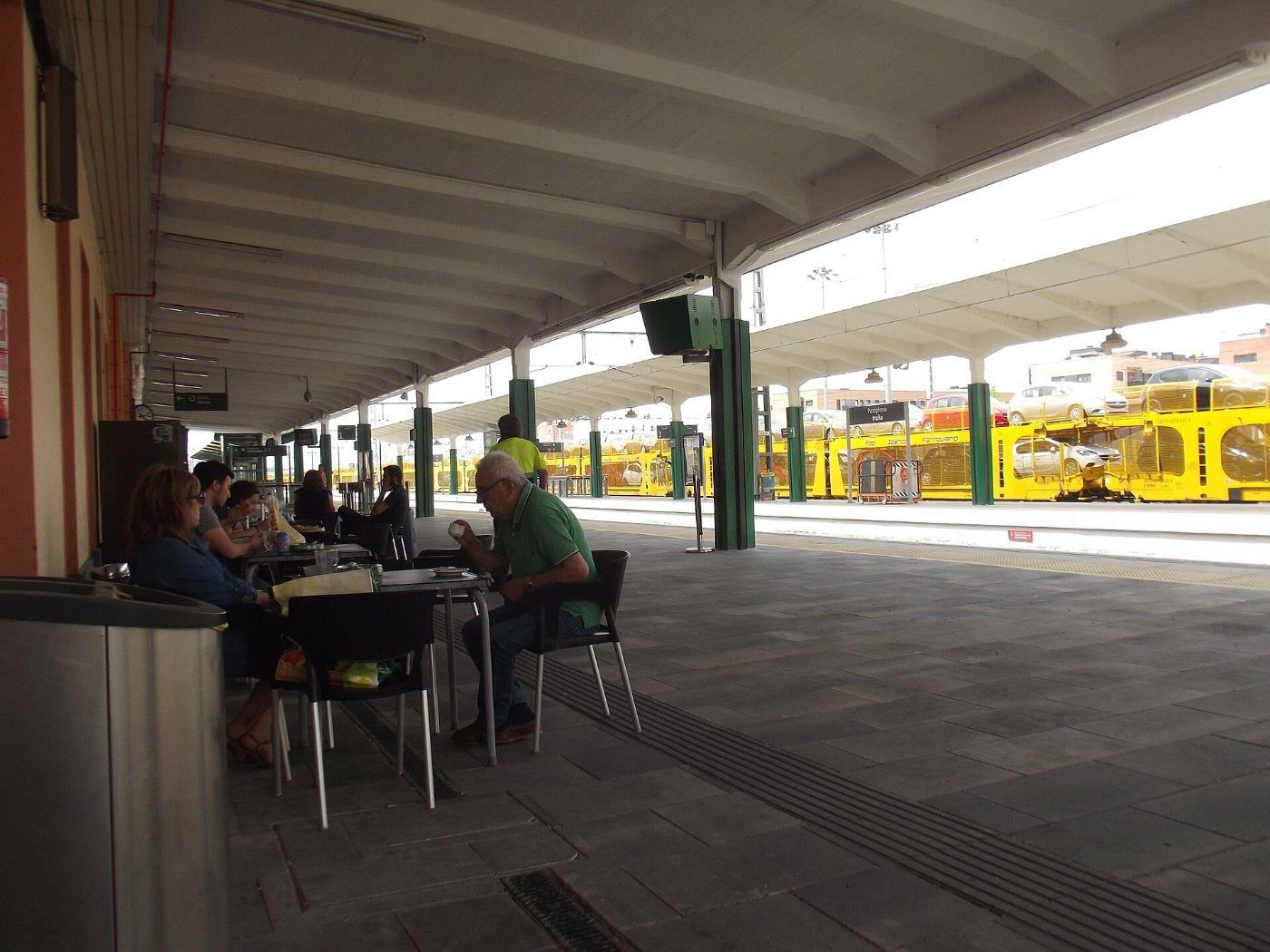 Pamplona station 2015 2